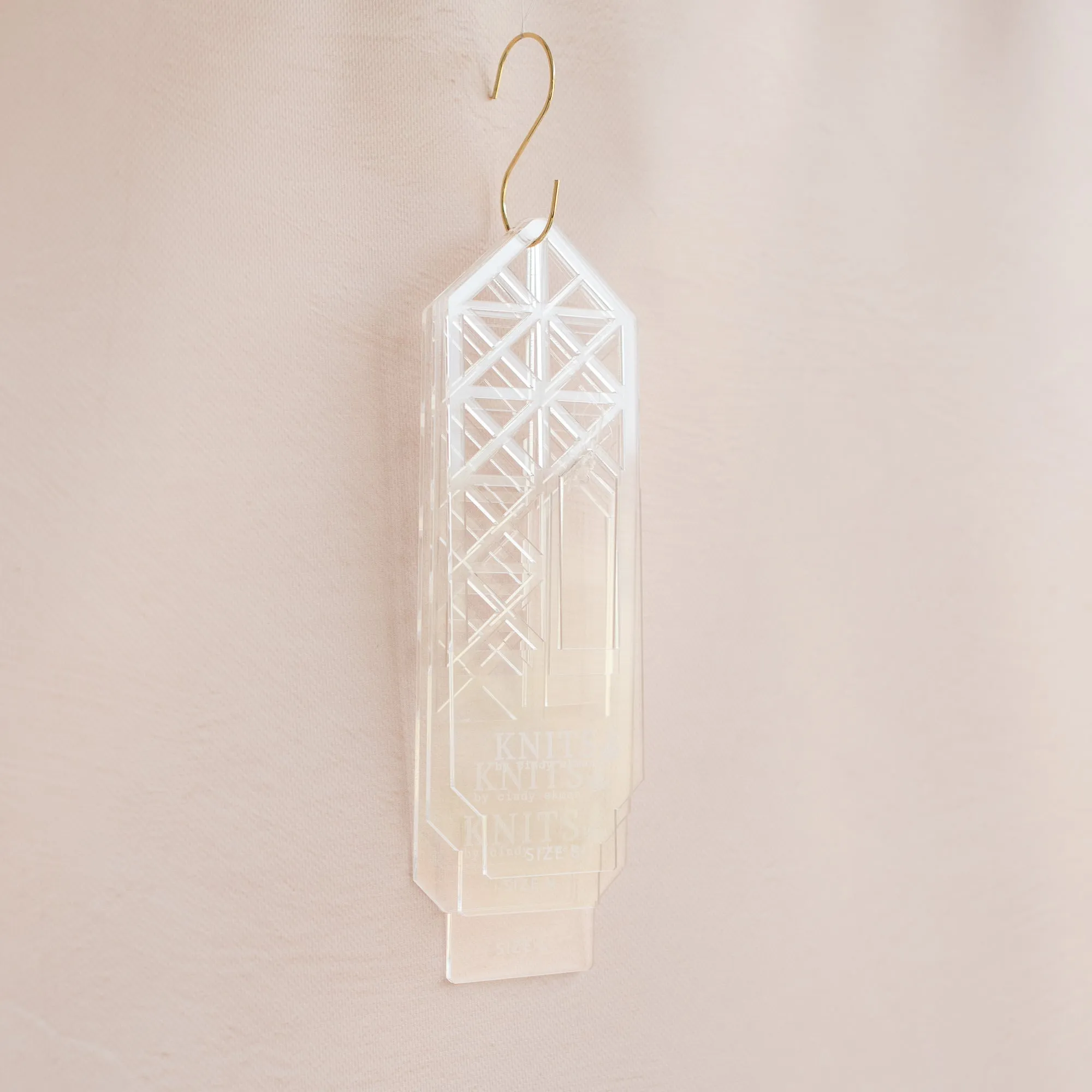 Mitten blocker acrylic